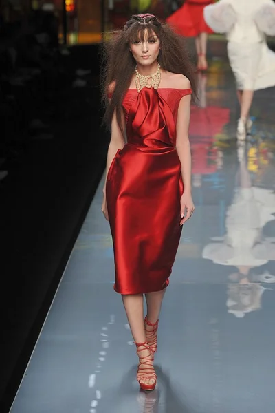 Look 12